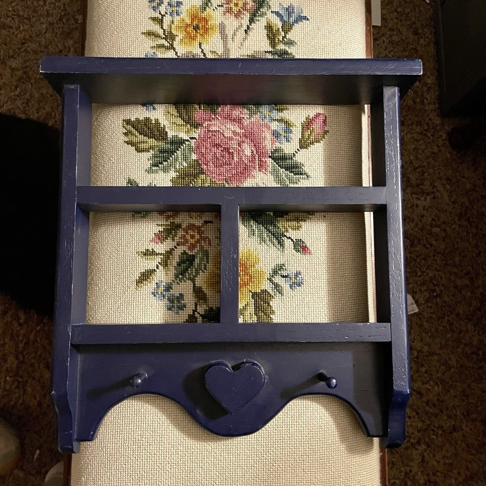 Vintage Shadow Box Shelf with Heart Wood  Display W/Hooks Wall Hanging 16x14x2"